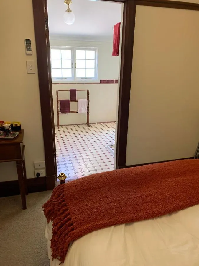 Rosebridge House Bed & Breakfast Adult Retreat Gooseberry Hill