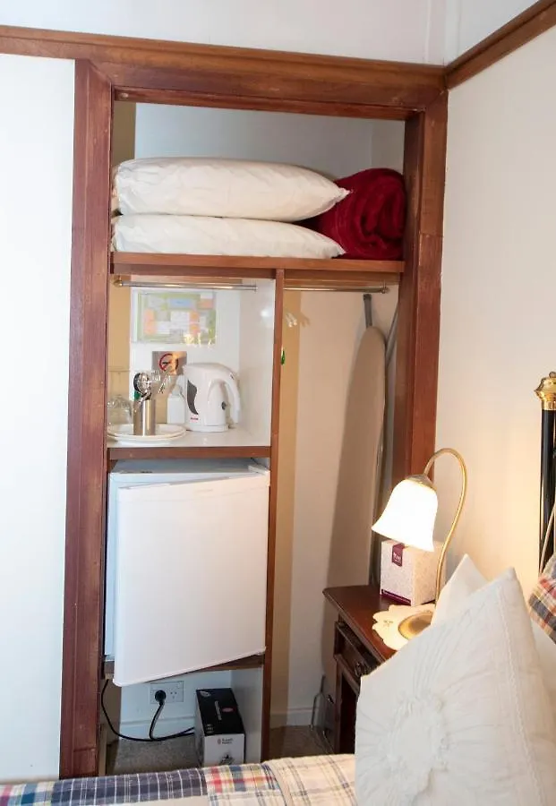 Rosebridge House Bed & Breakfast Adult Retreat Gooseberry Hill Australia