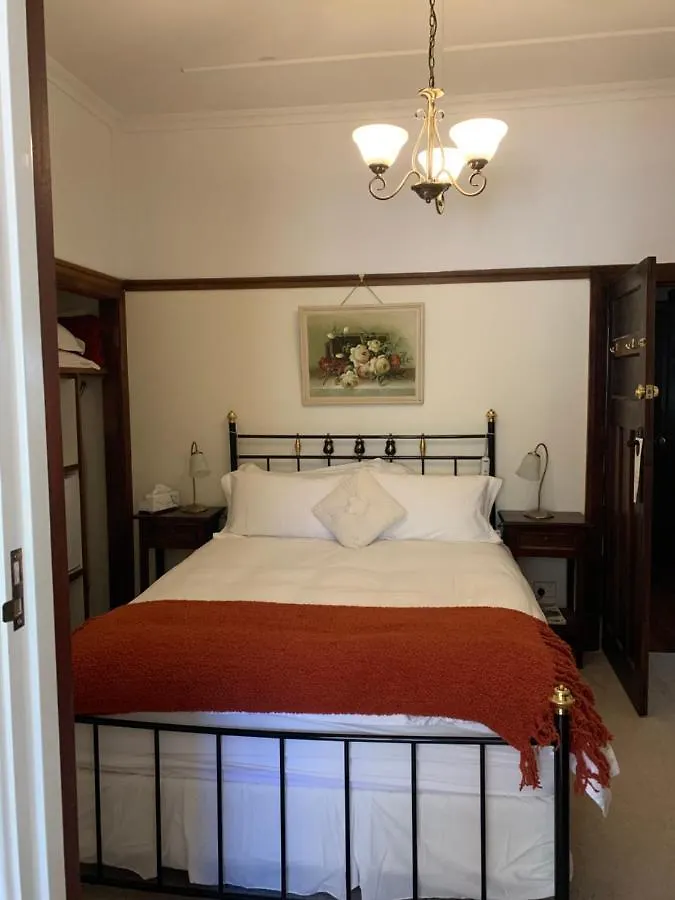 Rosebridge House Bed & Breakfast Adult Retreat Gooseberry Hill