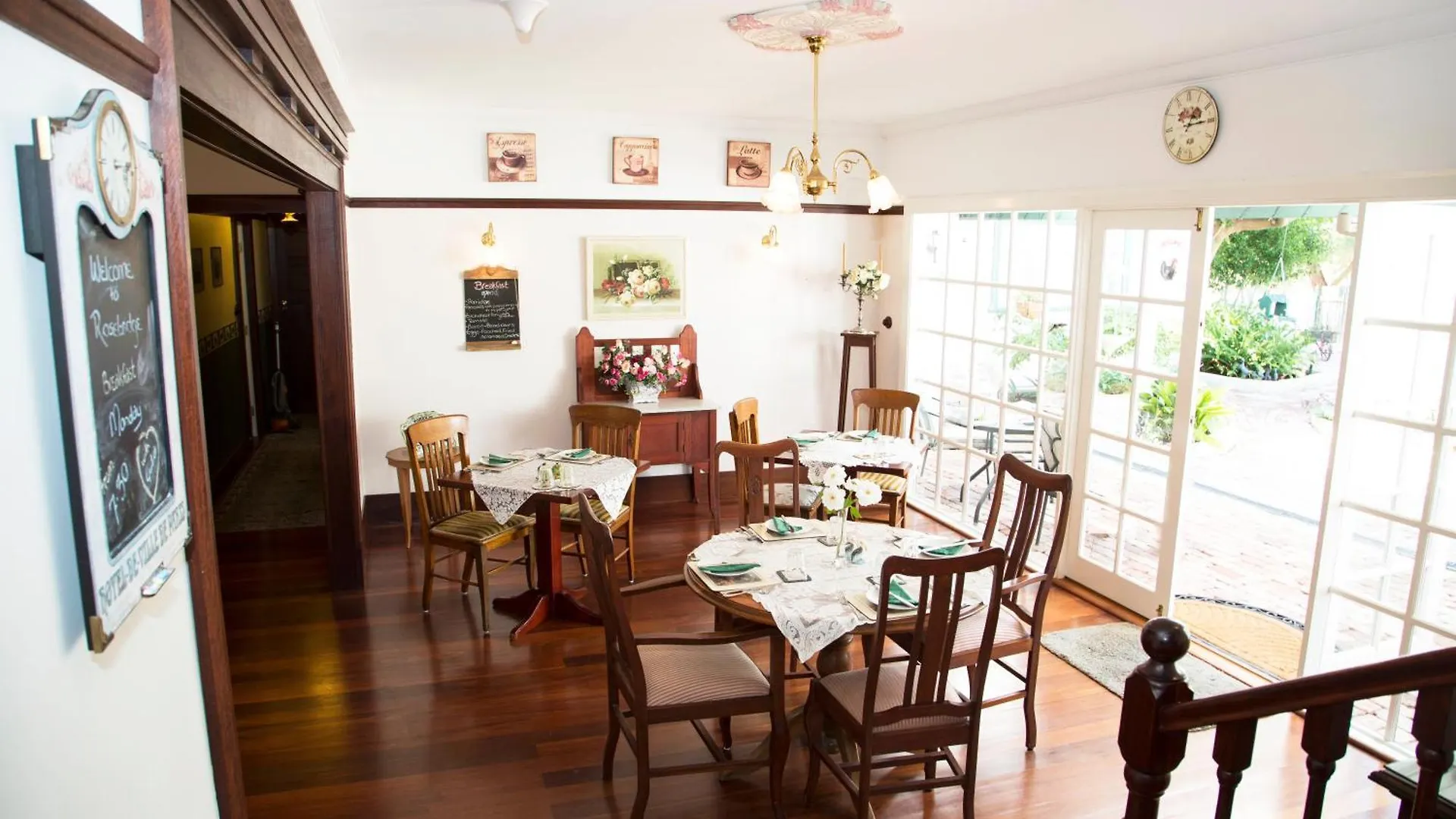 Rosebridge House Bed & Breakfast Adult Retreat Gooseberry Hill