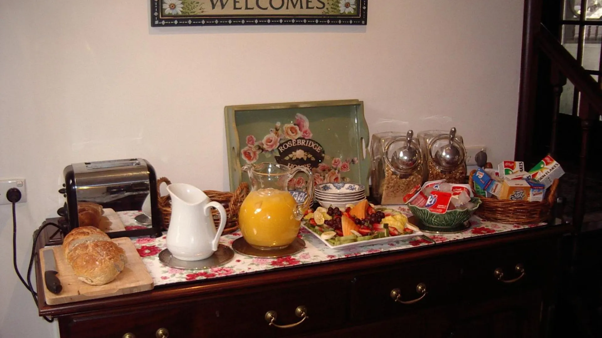 Rosebridge House Bed & Breakfast Adult Retreat Gooseberry Hill