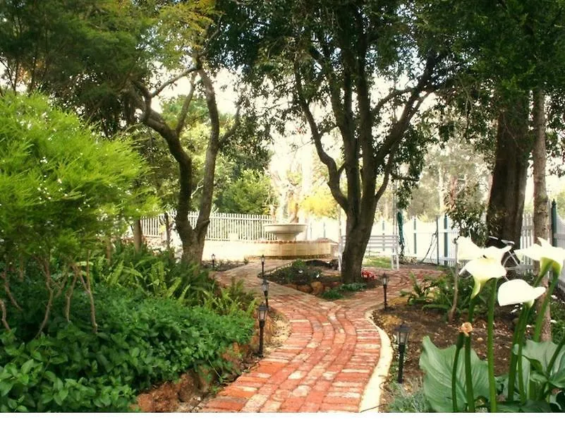 Rosebridge House Bed & Breakfast Adult Retreat Gooseberry Hill 5*,  Australia